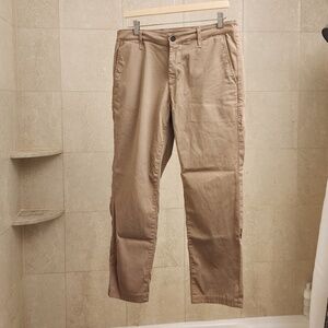AG Jeans Men's Khaki's 32 x 26